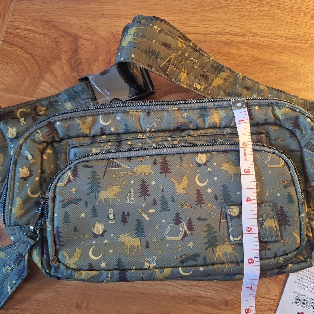 Lug - Hitch Belt Bag in Camp Green - Picture 8 of 9